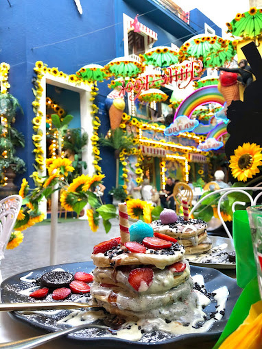 Little Kook: Το παραμυθένιο ζαχαροπλαστείο