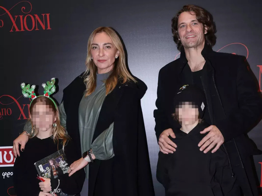 10 διάσημες Ελληνίδες που απέκτησαν παιδί μετά τα 40