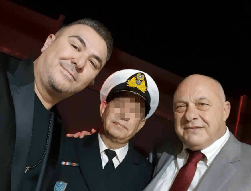 Σοκάρει η σύζυγος του λιμενικού: «Ήξερα ότι πηγαίνει με άνδρες, όχι με αγόρια»