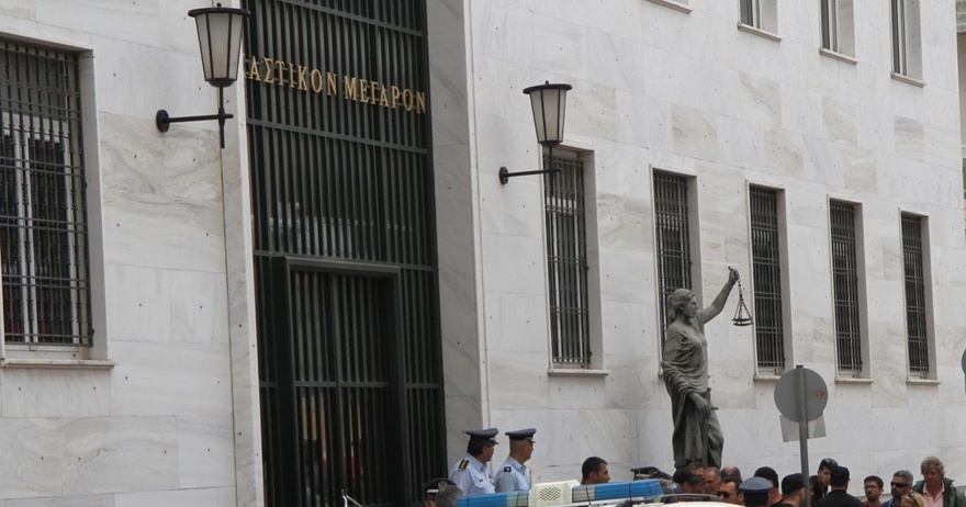 ΣΟΚ ΤΩΡΑ – ΕΠΕΣΕ ΝΕΚΡΟΣ ΕΞΩ ΑΠΟ ΤΑ ΔΙΚΑΣΤΗΡΙΑ