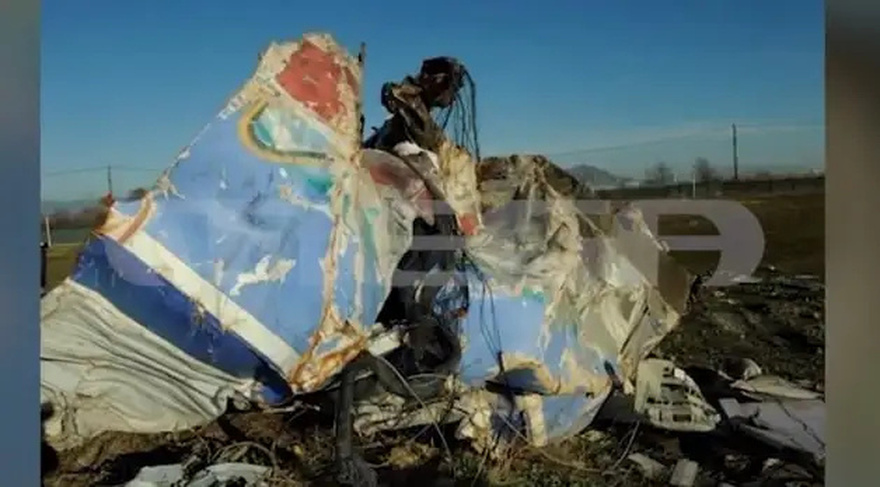 Τέμπη: Βρέθηκαν ανθρώπινα οστά μαζί με τα συντρίμμια των δυο τρένων μετά το «ξεμπάζωμα» – Εικόνες σοκ