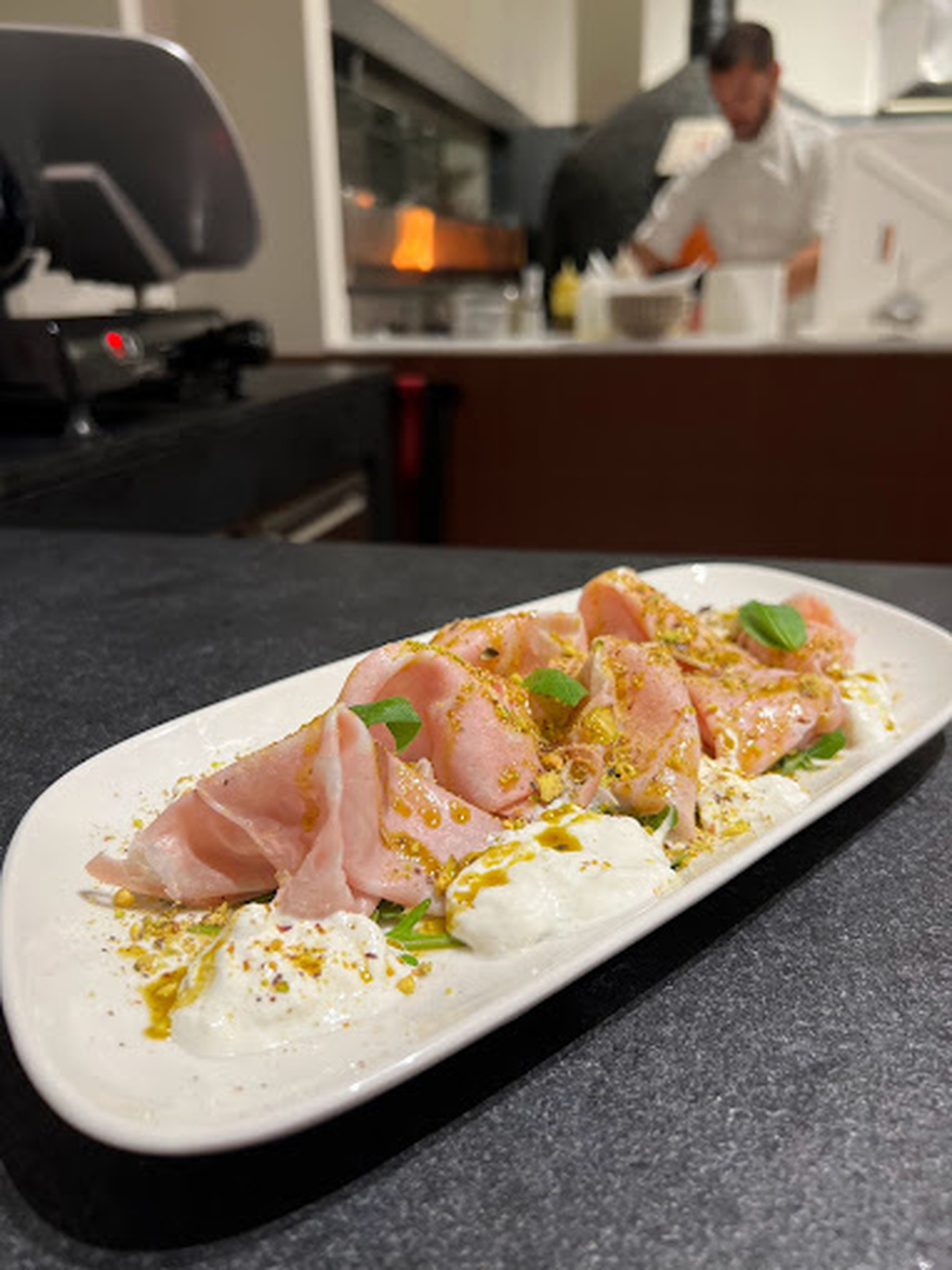 Migliore Pizza & Wine: Η Ιταλική αυθεντικότητα στην καρδιά της Αθήνας