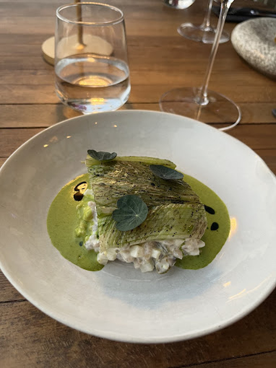 Hytra: Βραβευμένο εστιατόριο με θέα και γκουρμέ πιάτα