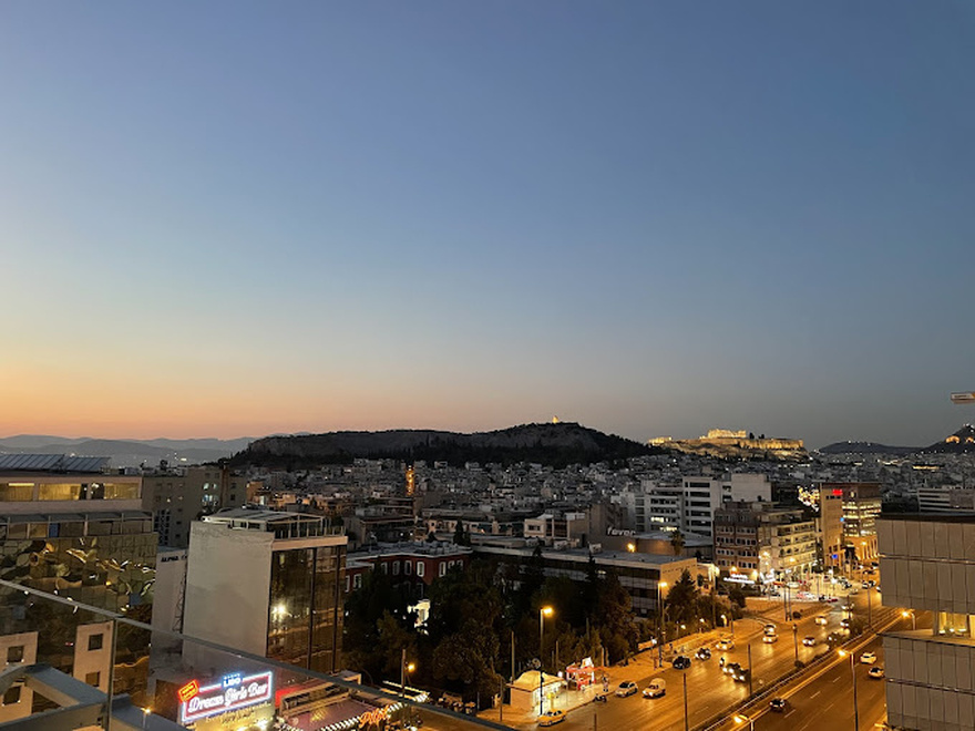 Hytra: Βραβευμένο εστιατόριο με θέα και γκουρμέ πιάτα